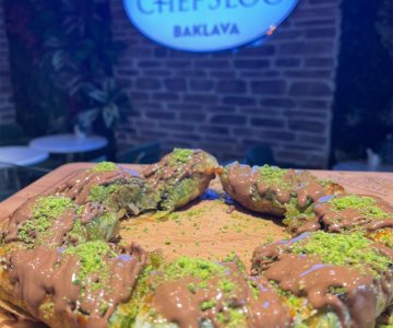Çikolatalı Simit Katmer (2 Kişilik)